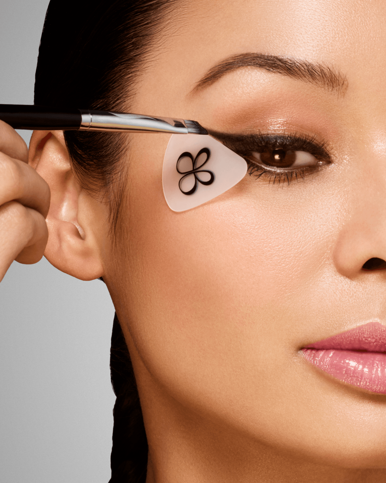 Liner Designer Pro: Best Eyeliner Tool